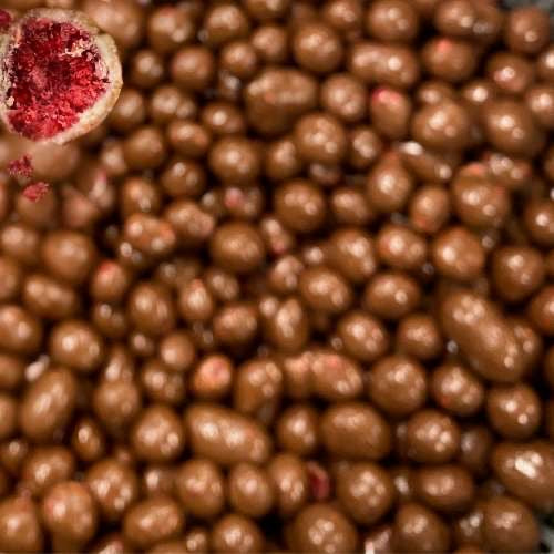 Framboises lyophilisées enrobées d'un double chocolat