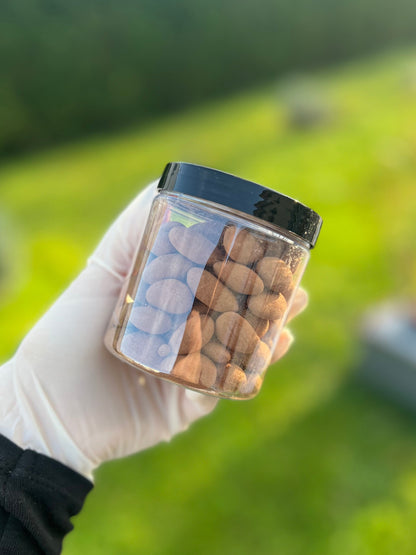 Amandes au chocolat noir poudrées de cacao