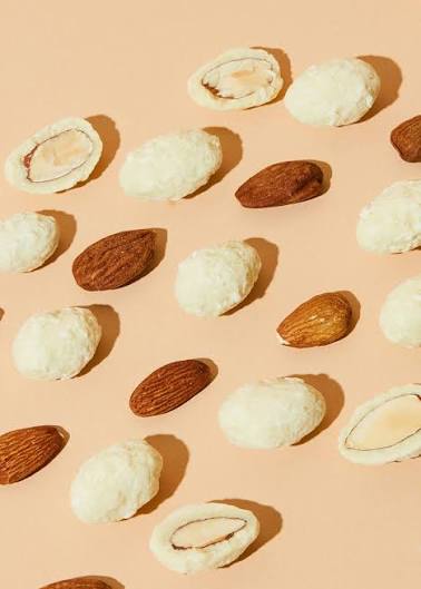 Amandes façon Raffaello