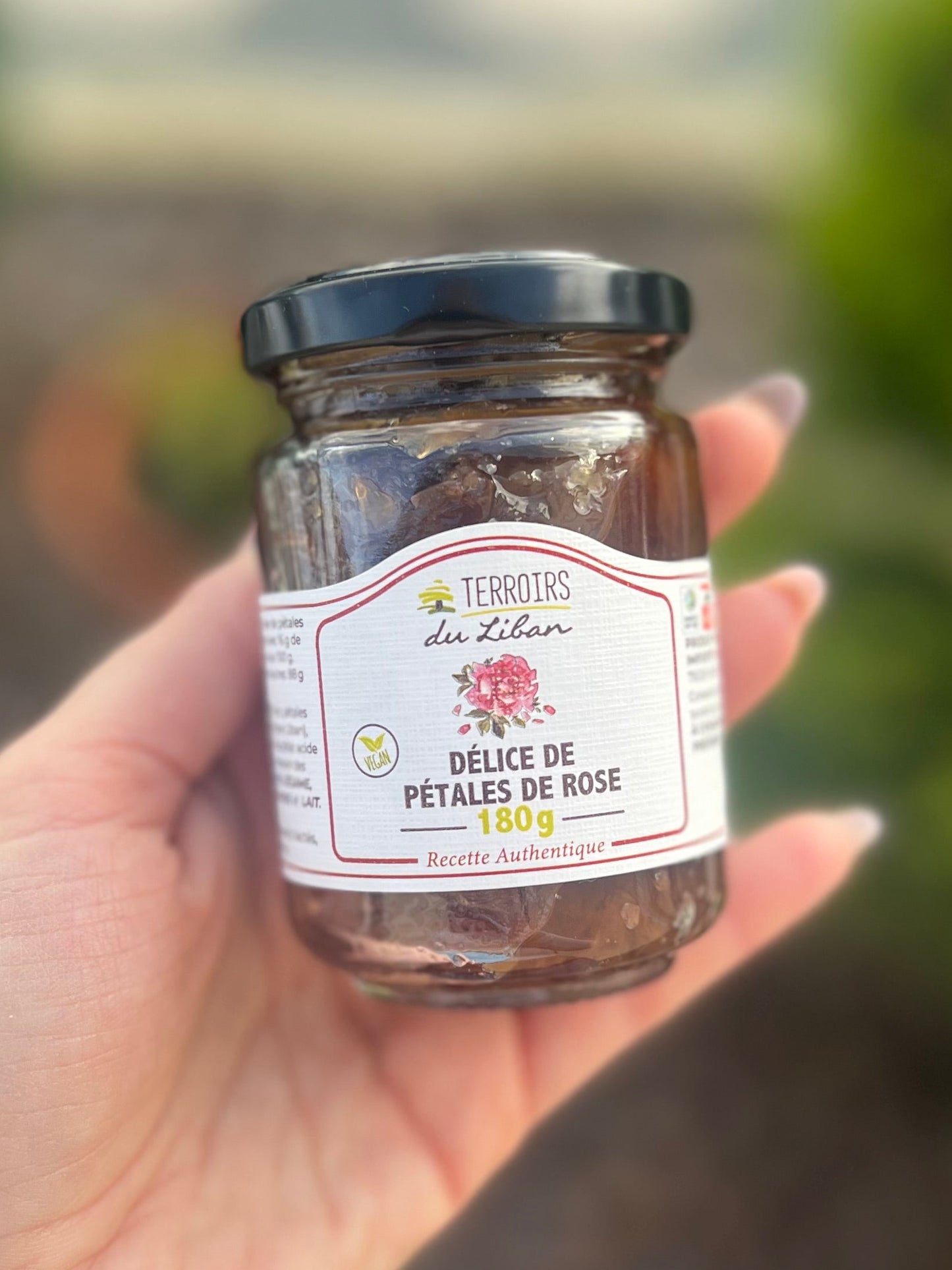 Confiture artisanale aux pétales de rose